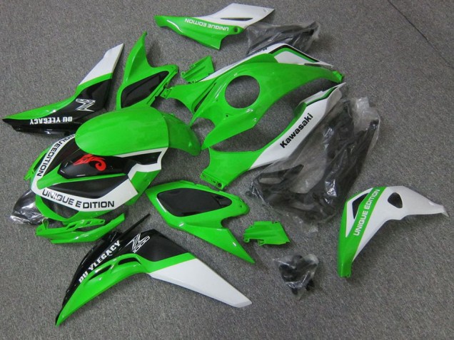 2007-2009 White Kawasaki Z1000 Motorcycle Replacement Fairings 2007-2009 White Kawasaki Z1000 Motorcycle Replacement Fairings