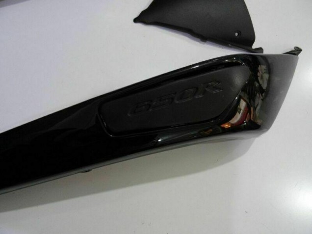 2009-2011 Black Kawasaki EX650 Bike Fairings 2009-2011 Black Kawasaki EX650 Bike Fairings