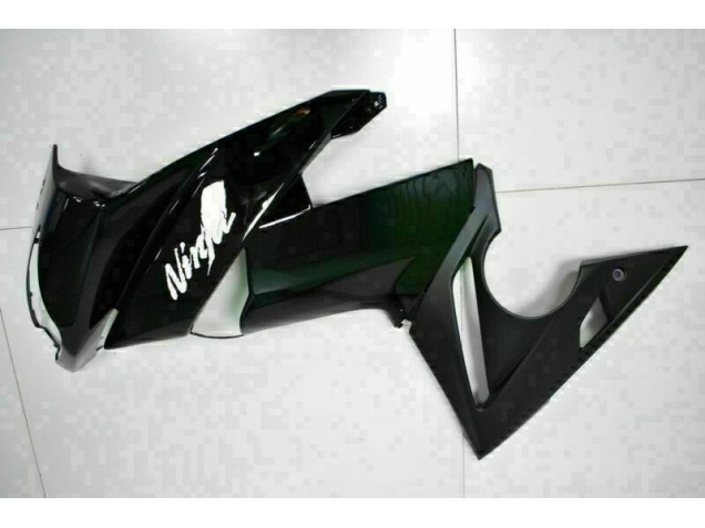 2009-2011 Glossy Black Kawasaki EX650 Bike Fairings 2009-2011 Glossy Black Kawasaki EX650 Bike Fairings